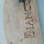 L'altare Bianco ヴィエステ