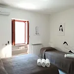 ベッド・アンド・ブレックファスト L'altare Bianco ヴィエステ