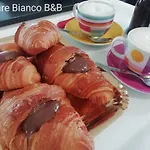 L'altare Bianco ベッド・アンド・ブレックファスト 3*