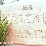 ベッド・アンド・ブレックファスト L'altare Bianco ヴィエステ