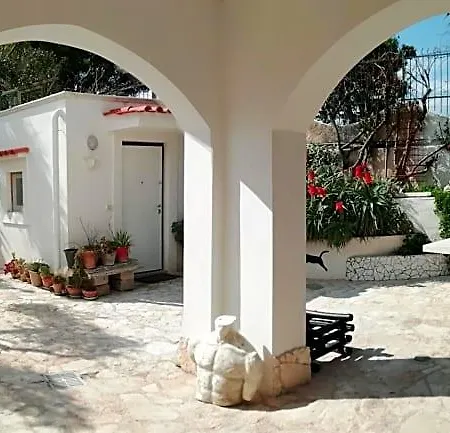 L'altare Bianco Bed & Breakfast Vieste