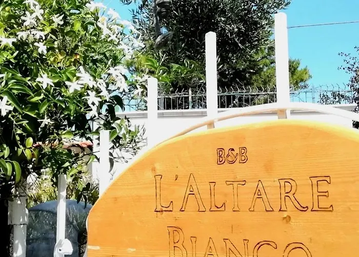 L'altare Bianco 住宿加早餐酒店 3*